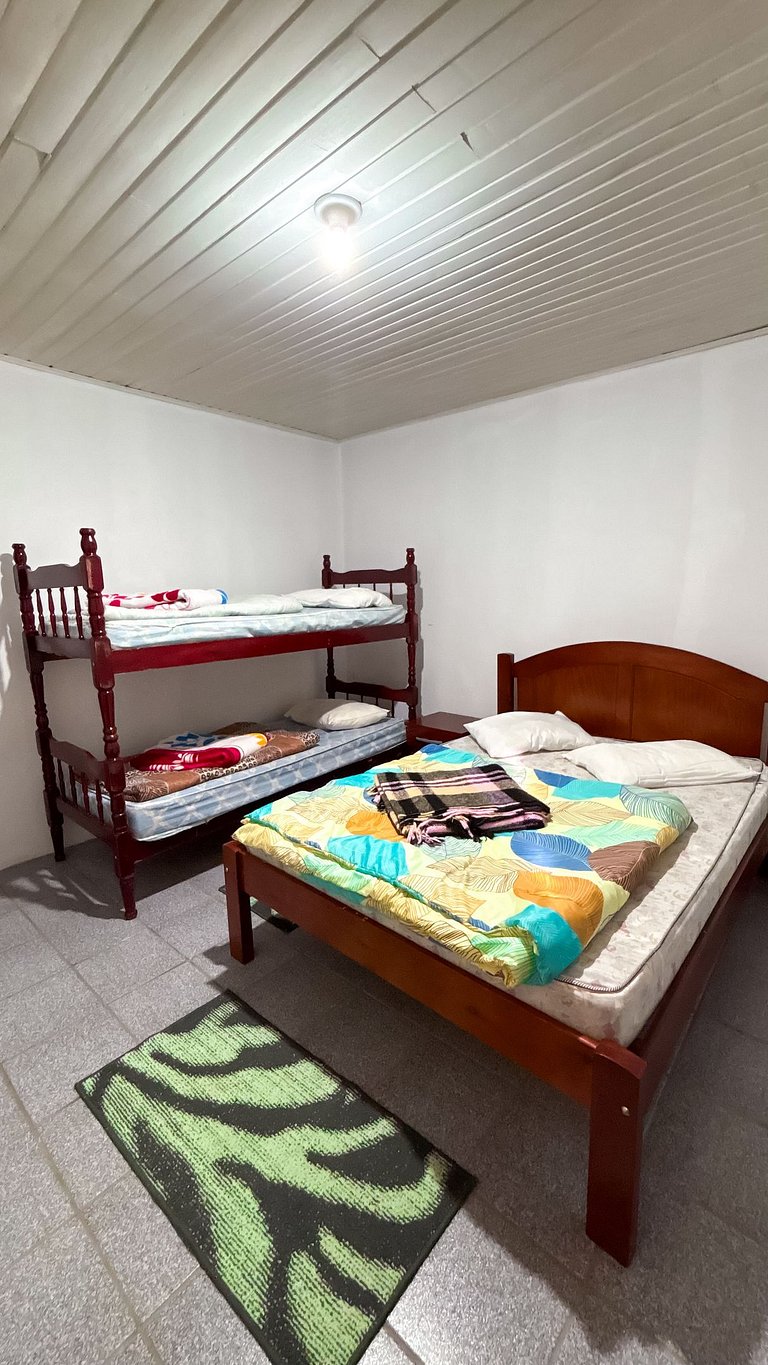 Chale com suíte para até 6 pessoas