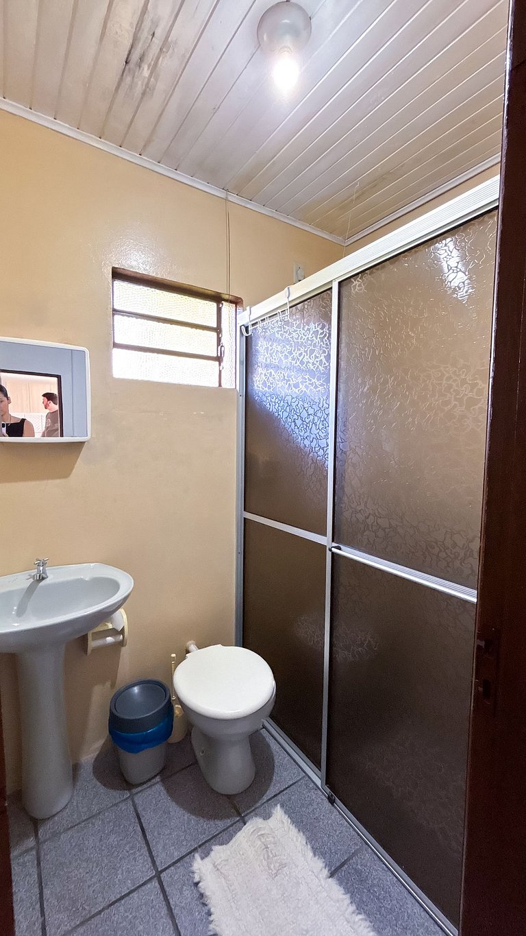 Chale com suíte para até 4 pessoas