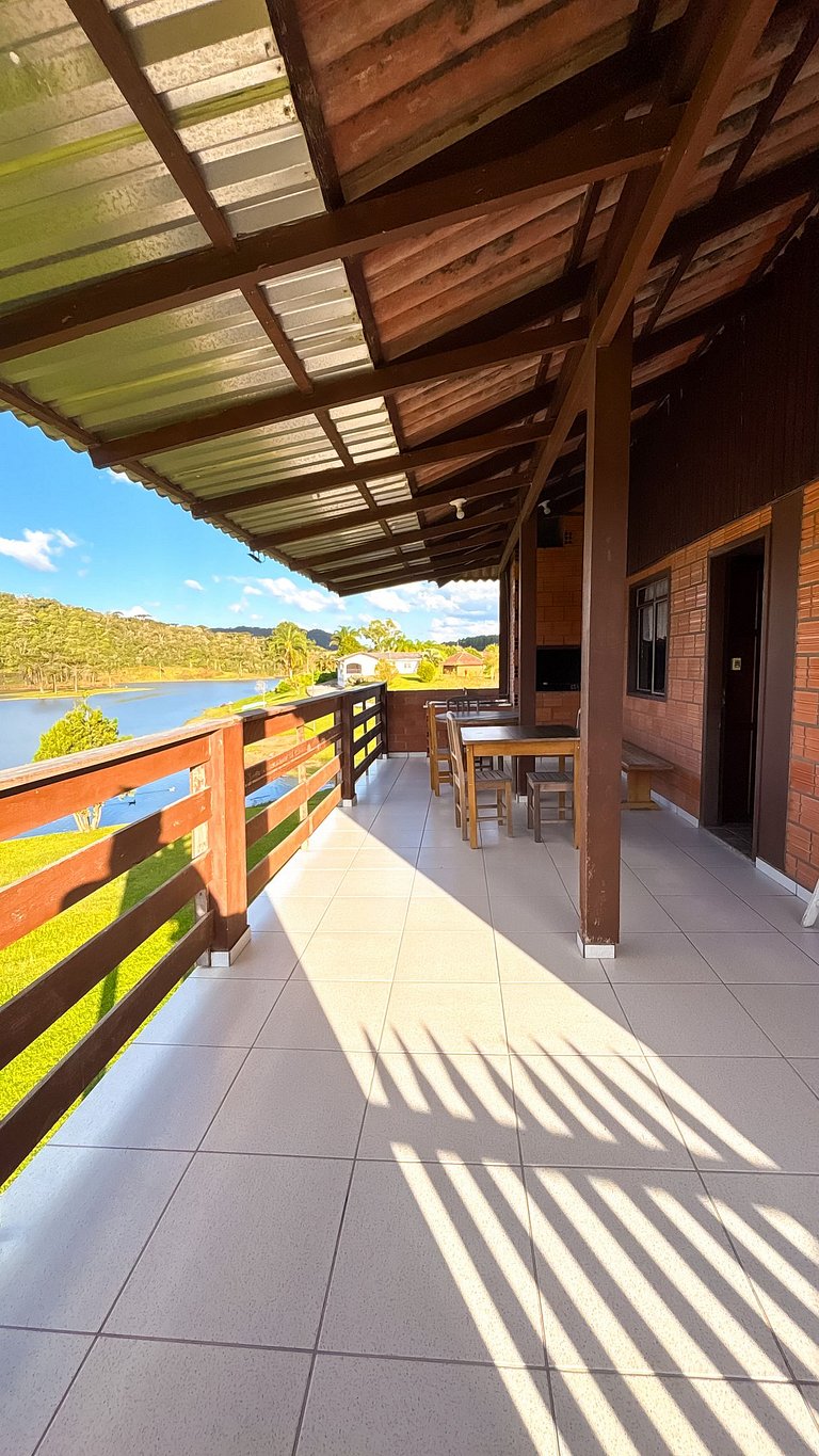 Chalé superior para até 10 pessoas